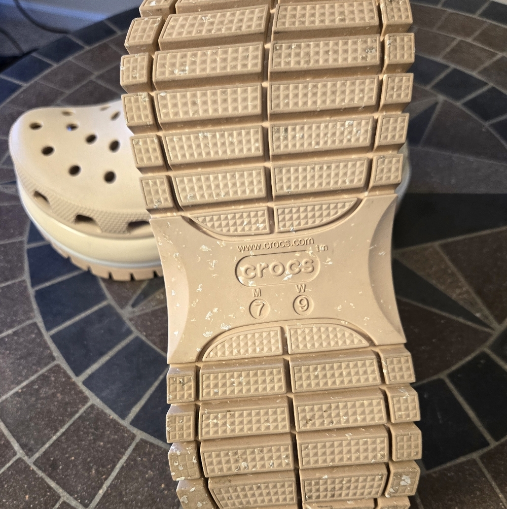 Crocs Mega Crush Platform Clogs In Chai - Picture 11 of 15